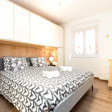 Appartement 15 Min Centro E Stazione Ferroviaria à Gênes Extérieur photo